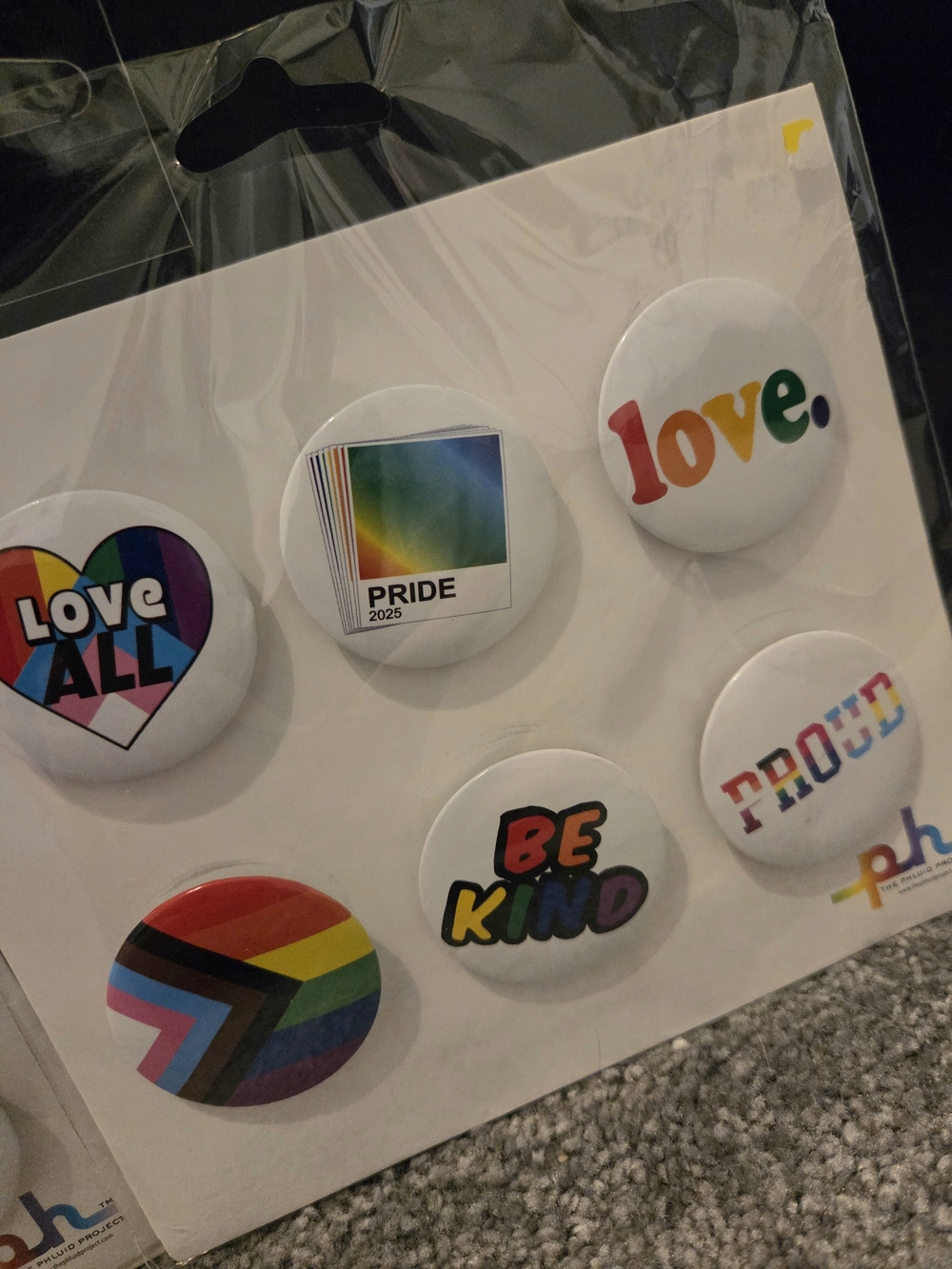 Pride 6-Piece Button Pin Set - Rainbow White 2 packs